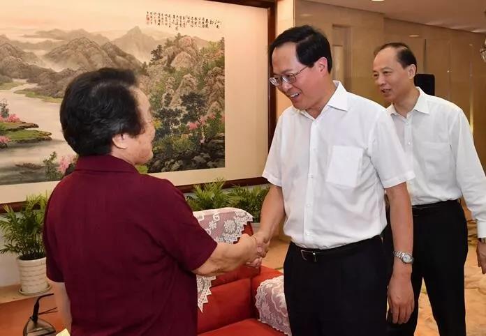 “传承精华，守正创新”之典范人物：葛琳仪——全国中医药杰出贡献奖获得者